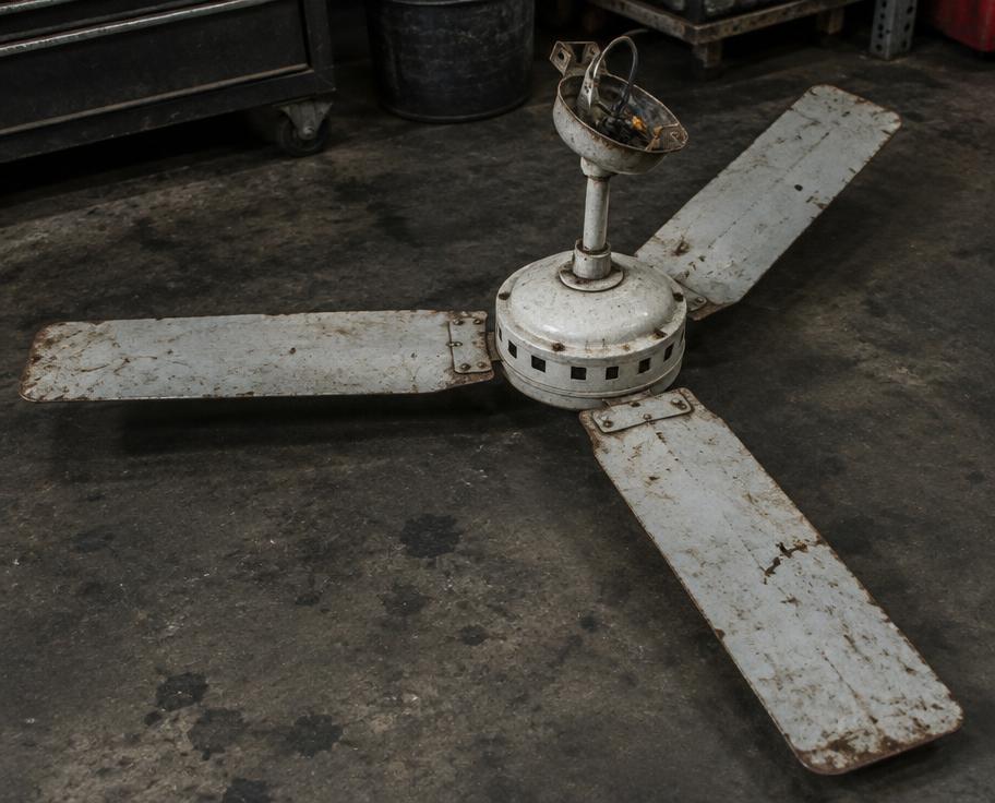 Used ceiling fan for recycling